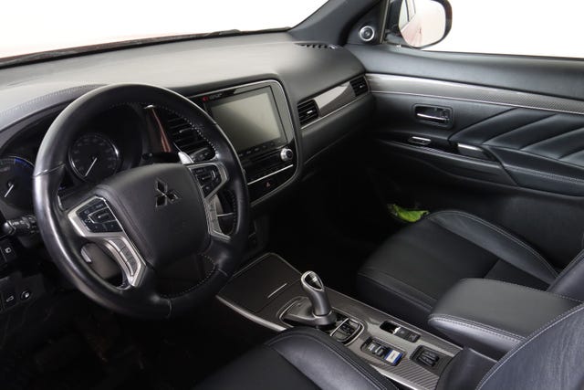 2020 MITSUBISHI OUTLANDER - 17