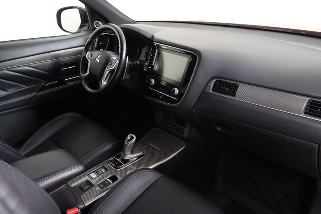 2020 MITSUBISHI OUTLANDER - 14