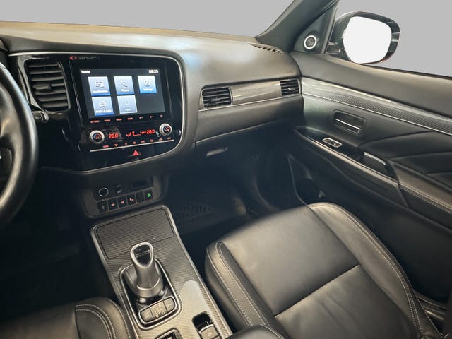 2020 MITSUBISHI OUTLANDER - 18