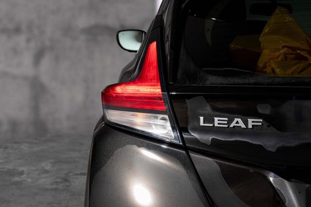 2021 NISSAN LEAF - 8
