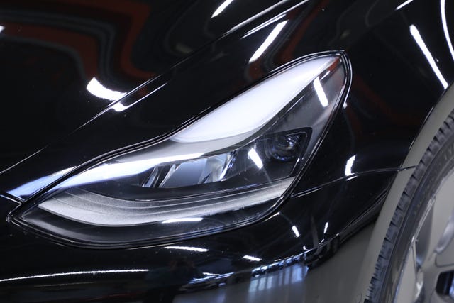 2021 TESLA MODEL 3 - 8