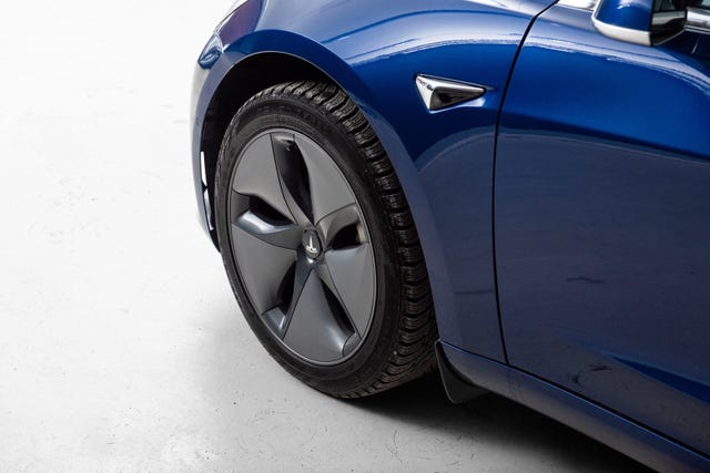 2019 TESLA MODEL 3 - 10