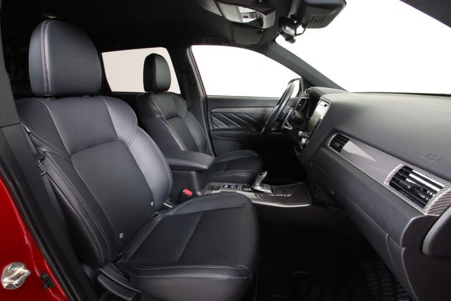 2020 MITSUBISHI OUTLANDER - 10
