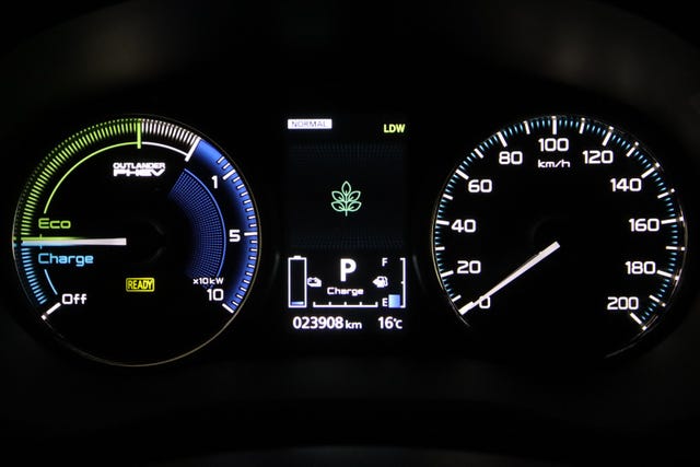 2020 MITSUBISHI OUTLANDER - 19