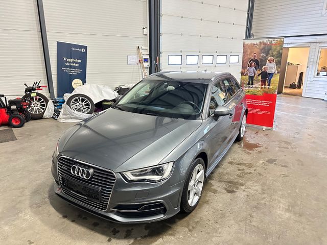 WAUZZZ8V4FA137704 2015 AUDI A3-2