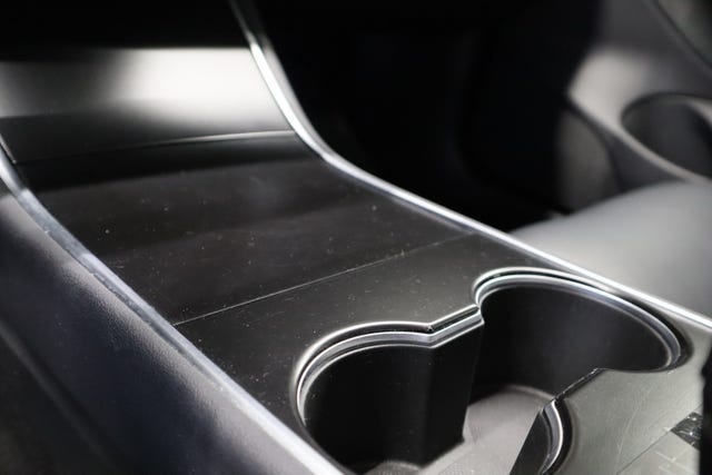 2019 TESLA MODEL 3 - 28