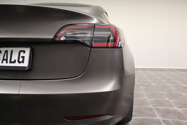 2019 TESLA MODEL 3 - 57