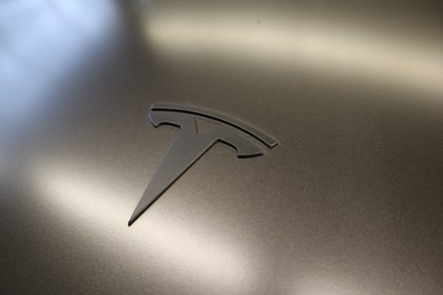 2019 TESLA MODEL 3 - 52