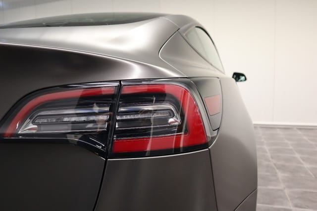 2019 TESLA MODEL 3 - 58