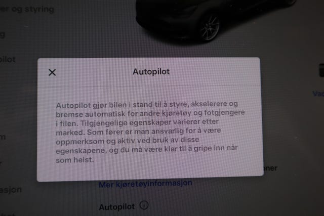 2019 TESLA MODEL 3 - 43