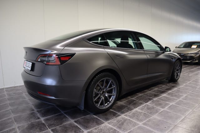 5YJ3E7EA4KF349403 2019 TESLA MODEL 3-5