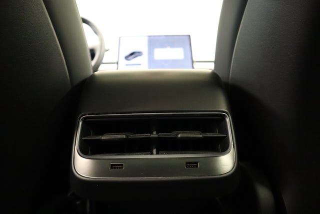 2019 TESLA MODEL 3 - 29