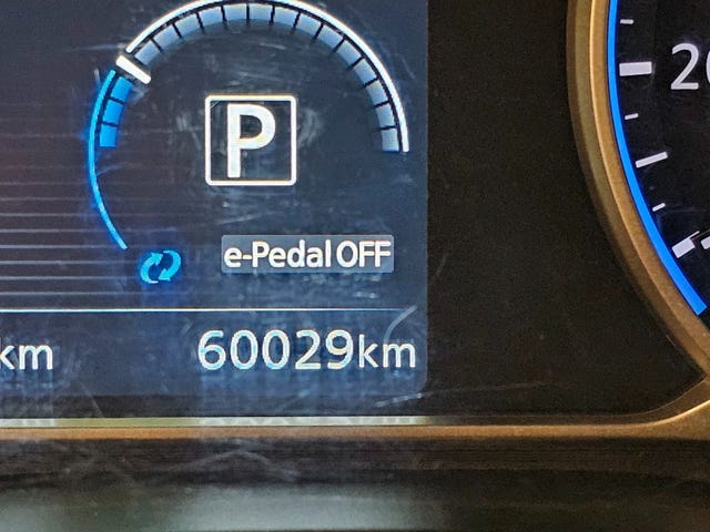 2021 NISSAN LEAF - 22