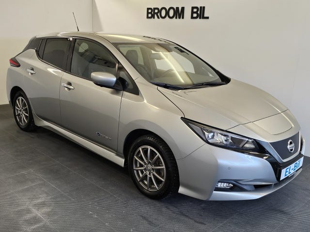 2021 NISSAN LEAF - 10