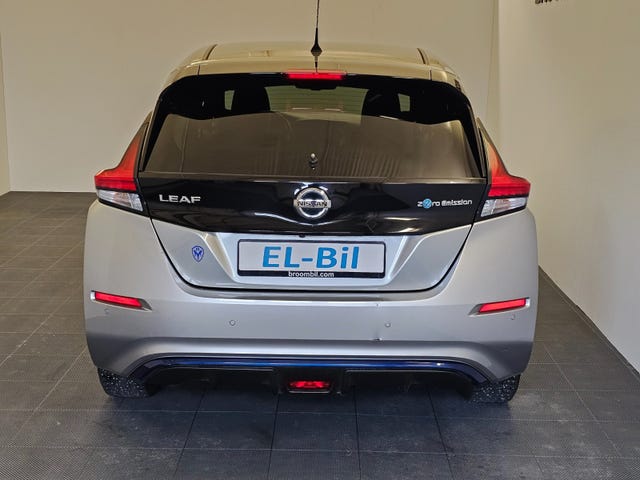 2021 NISSAN LEAF - 7