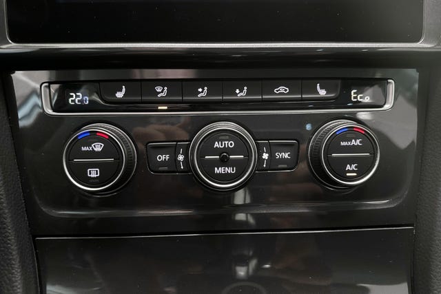 2019 VOLKSWAGEN GOLF - 15