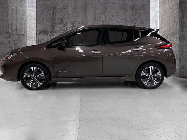 SJNFAAZE1U0027426 2018 NISSAN LEAF-2