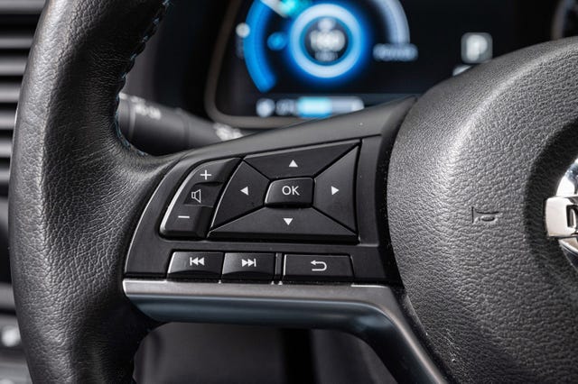2021 NISSAN LEAF - 12