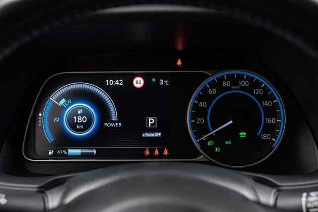 2021 NISSAN LEAF - 14