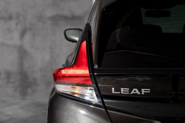 2022 NISSAN LEAF - 8