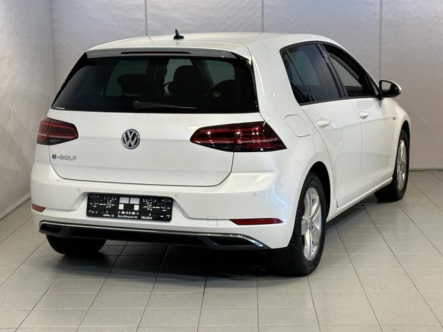 2019 VOLKSWAGEN GOLF - 18