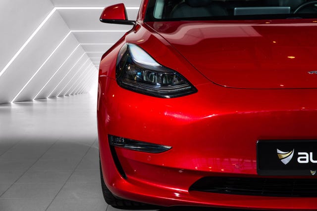 2021 TESLA MODEL 3 - 9