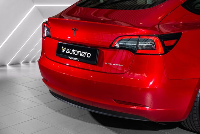 2021 TESLA MODEL 3 - 11