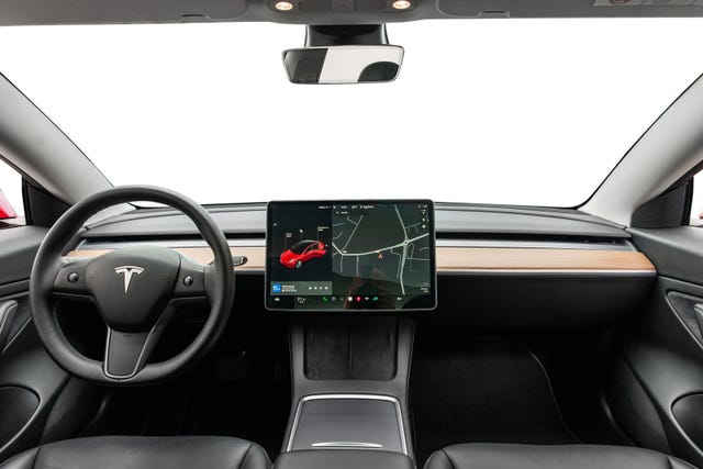 2021 TESLA MODEL 3 - 15