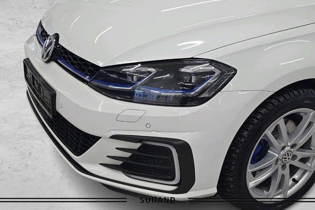 2018 VOLKSWAGEN GOLF - 23