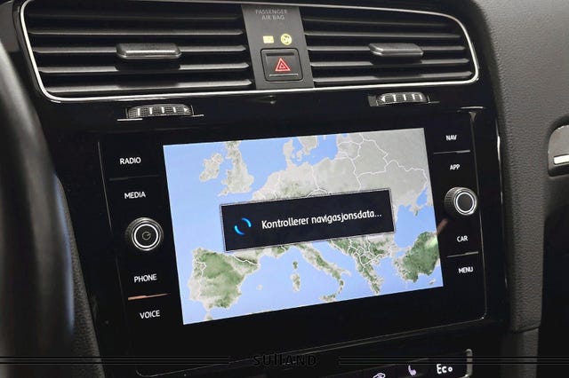 2018 VOLKSWAGEN GOLF - 36