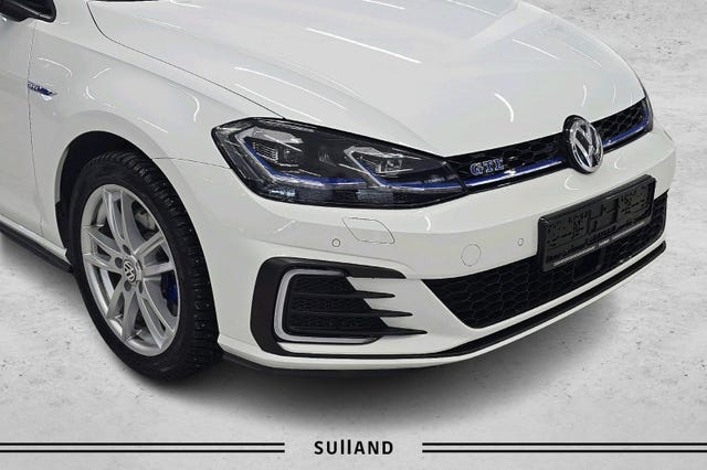 2018 VOLKSWAGEN GOLF - 21
