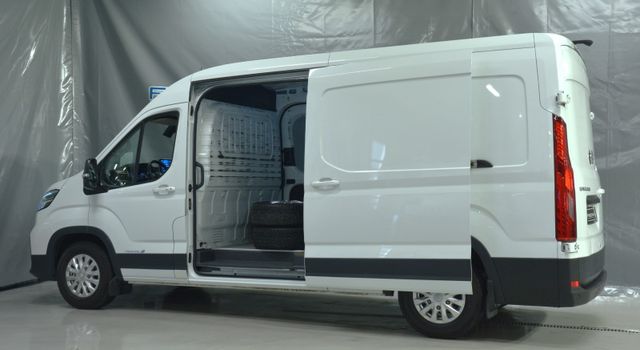 2022 MAXUS E-DELIVER 9 - 13