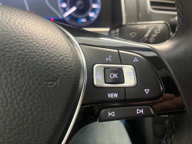 2019 VOLKSWAGEN GOLF - 21