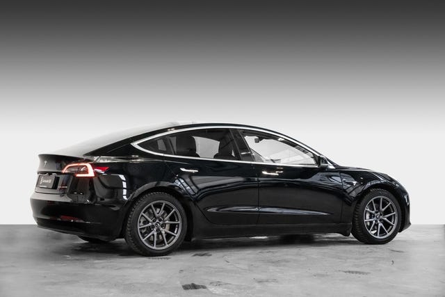 5YJ3E7EB1KF532749 2019 TESLA MODEL 3-5