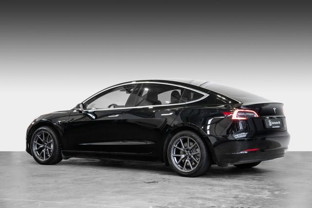 5YJ3E7EB1KF532749 2019 TESLA MODEL 3-4