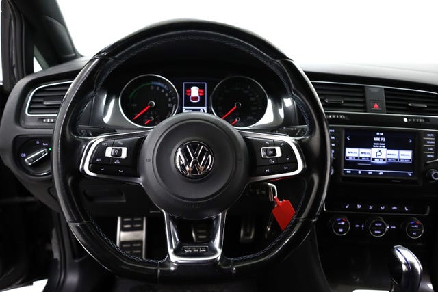 2015 VOLKSWAGEN GOLF - 17