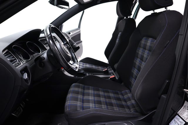2015 VOLKSWAGEN GOLF - 20