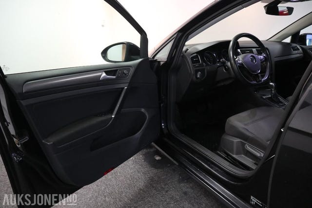 2018 VOLKSWAGEN GOLF - 23