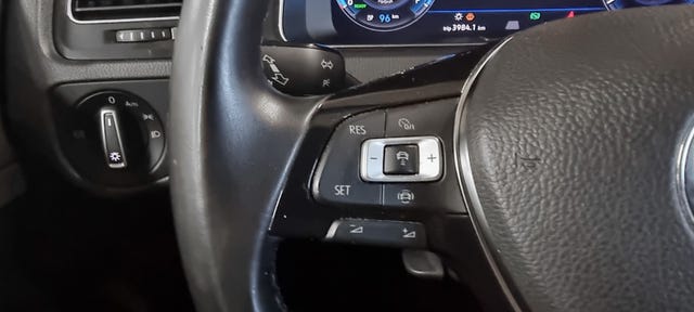2019 VOLKSWAGEN GOLF - 14
