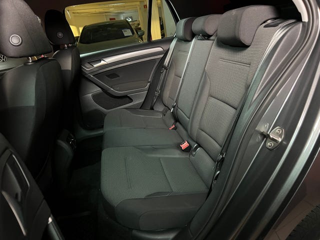2019 VOLKSWAGEN GOLF - 32