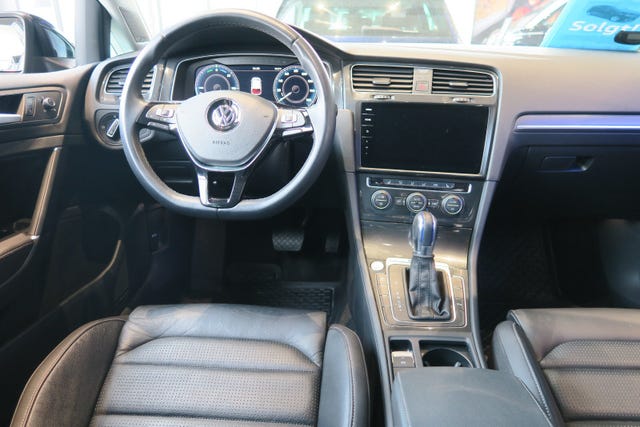 2019 VOLKSWAGEN GOLF - 10