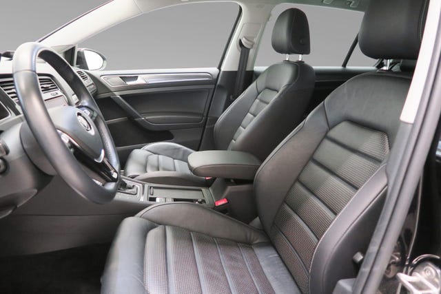 2019 VOLKSWAGEN GOLF - 16