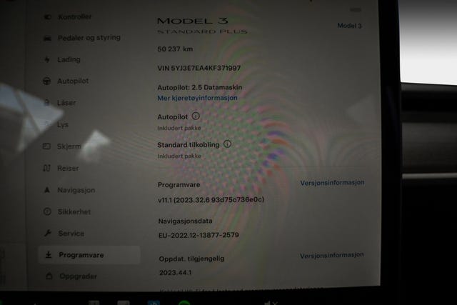 2019 TESLA MODEL 3 - 16