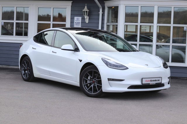 5YJ3E7EB2MF834019 2021 TESLA MODEL 3-1