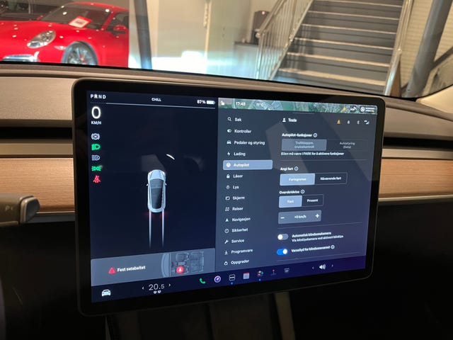 2021 TESLA MODEL 3 - 18