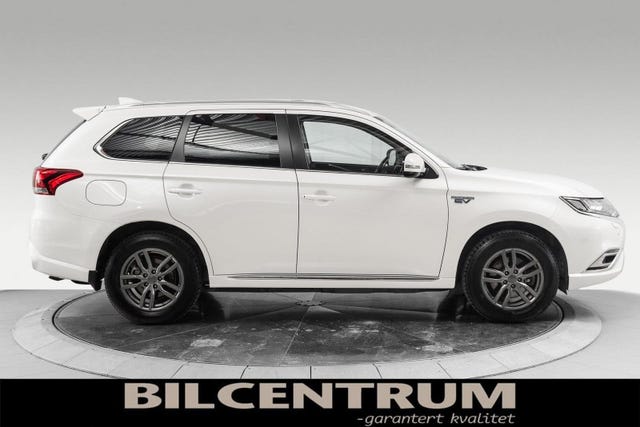 2020 MITSUBISHI OUTLANDER - 9