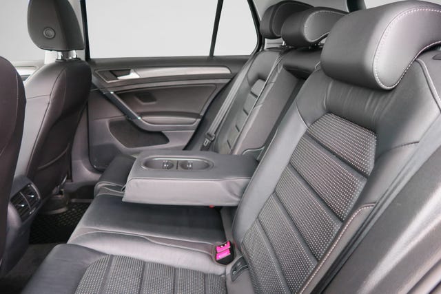 2019 VOLKSWAGEN GOLF - 10
