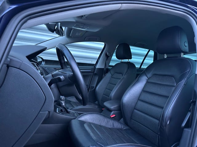 2019 VOLKSWAGEN GOLF - 16