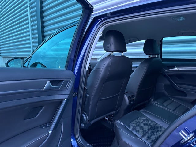 2019 VOLKSWAGEN GOLF - 11
