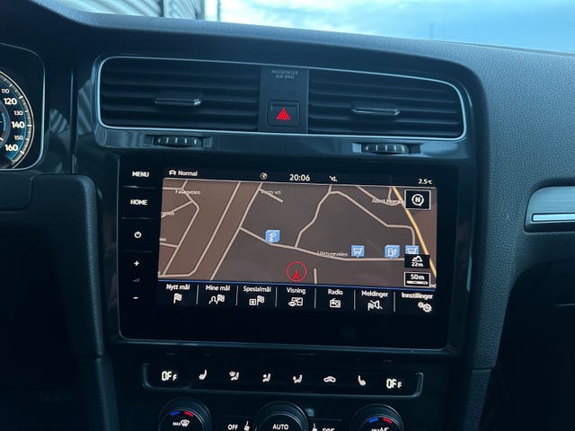 2019 VOLKSWAGEN GOLF - 34